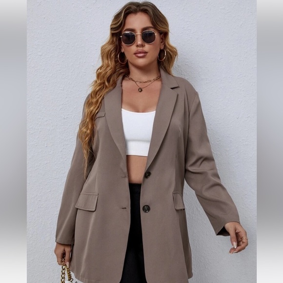 Like new Plus solid blazer - Picture 1 of 4